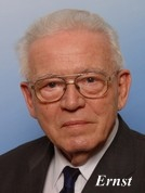 Dr. Ernst Woll